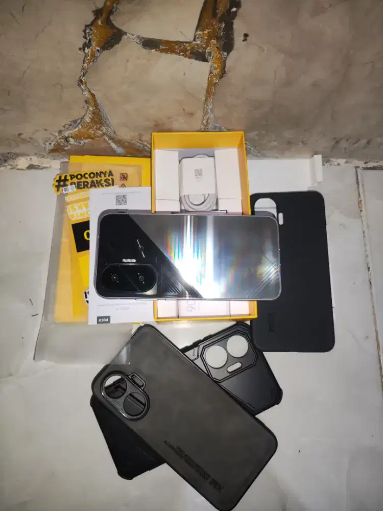 POCO F7 RAM 12/512 GB SILVER SECOND MULUS NO MINUS PEMAKAIAN 1 MINGGU