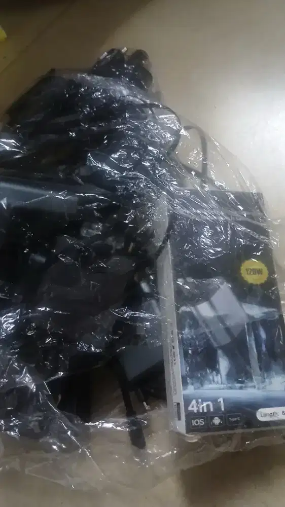 Kabel colokan buat mobil