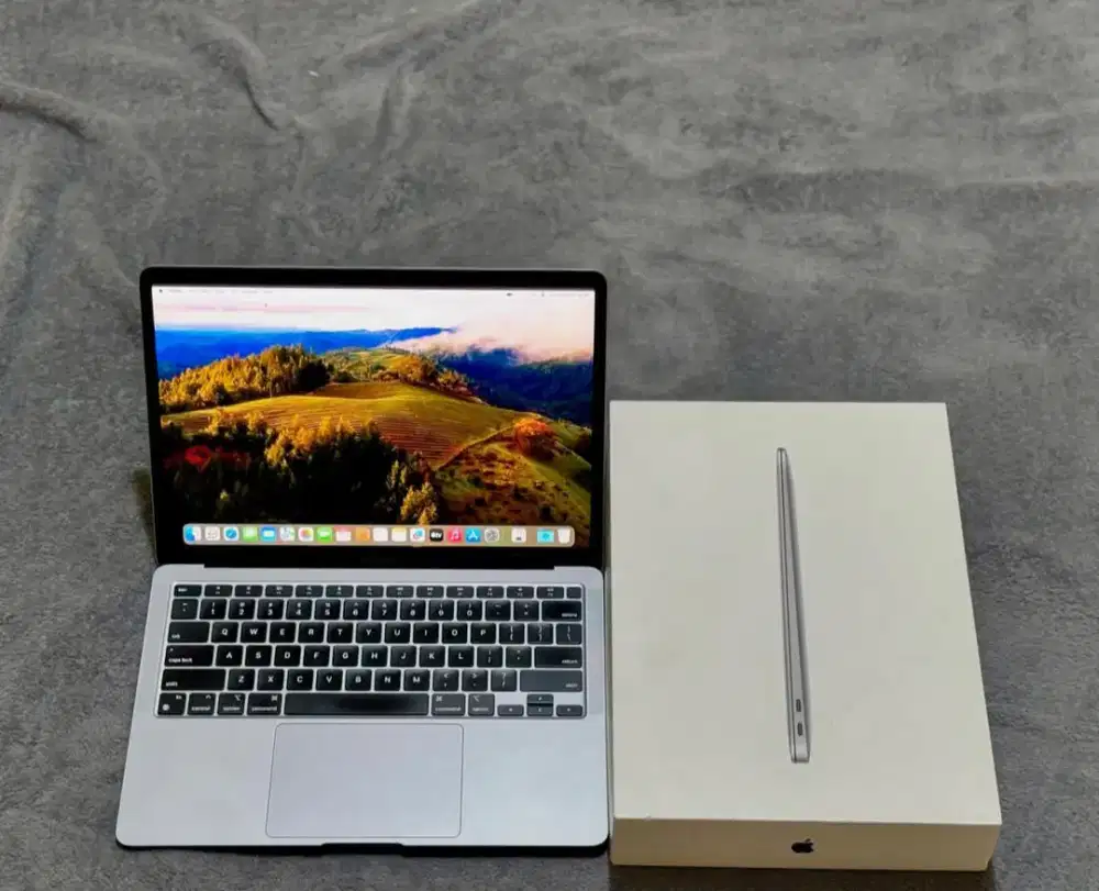 Terima Jual Beli Mcbook baru second Pro Air M1 M2 M3 M4 iPad & Iphond