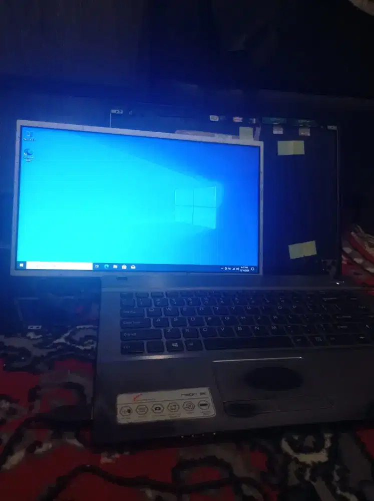 Laptop Axioo neon RNE Intel core i3