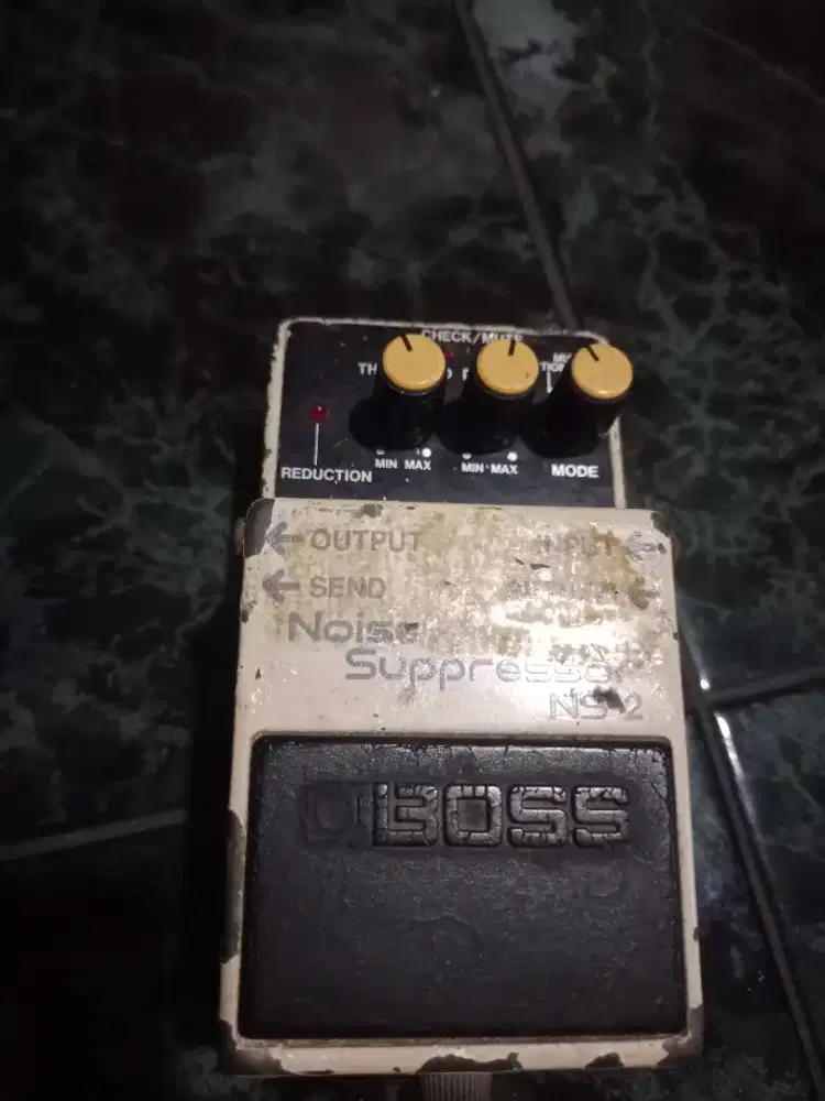 Boss NS 2 noise supressor