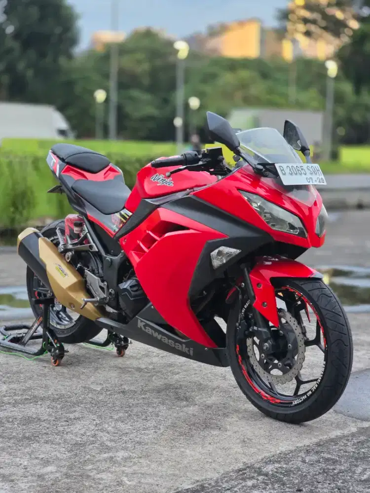 Kawasaki Ninja 250 FI Plat DKI