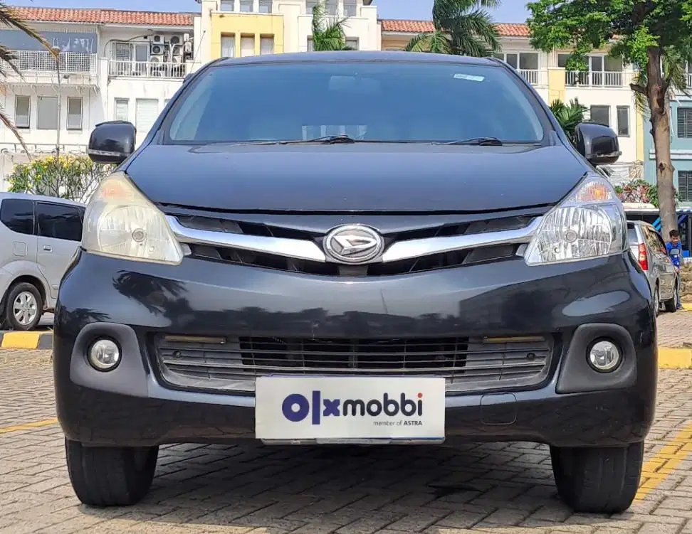 TDP 5,JT Daihatsu Xenia 1.3 R Deluxe Bensin-MT Hitam 2013