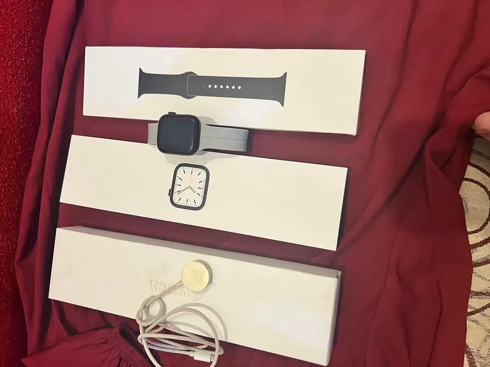 Jam tangan Apple watch series 7 45MM