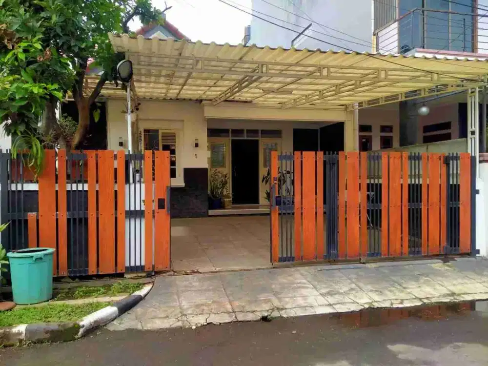 Rumah Terawat Siap Huni Di Antapani