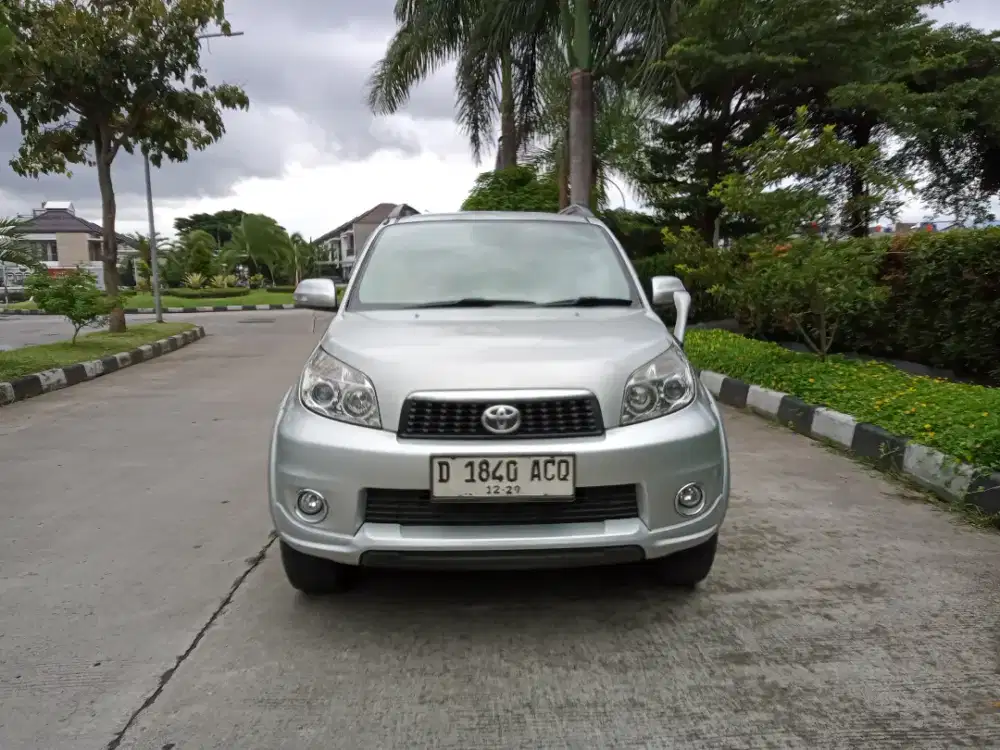 DP 5 JT Toyota Rush G Matic 2014