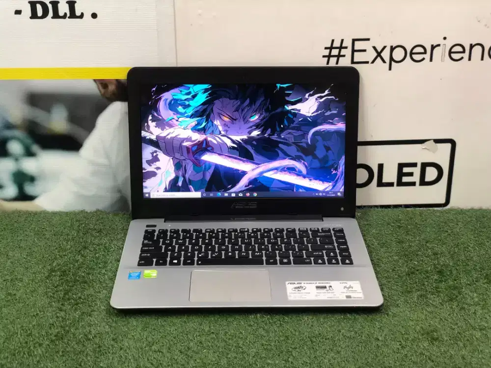 Asus A455L | Core i5 | Nvidia 930M | Ram 8 | Ssd 128 GB + Hdd 500 GB