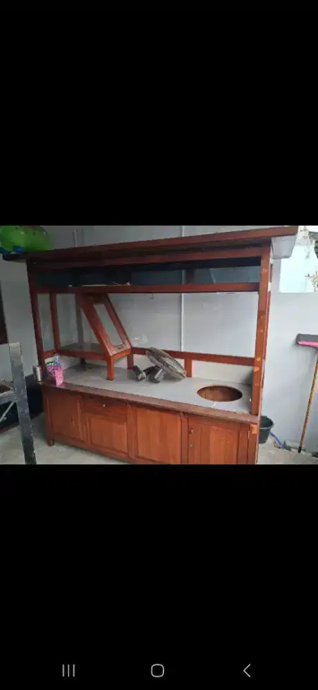 Gerobak jualan dri kayu