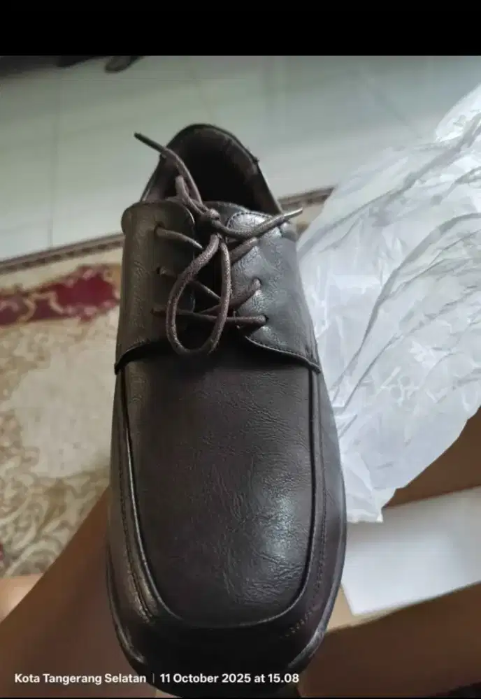 Jual sepatu formal like new