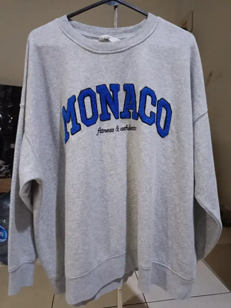 Crew Neck HnM Elegan