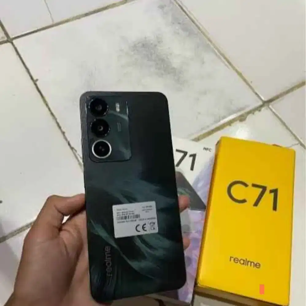 Hp realmi c71 bekas seperti baru komplit