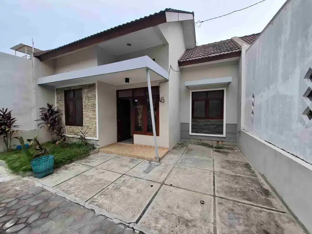 Rumah second siap pakai di area solobaru