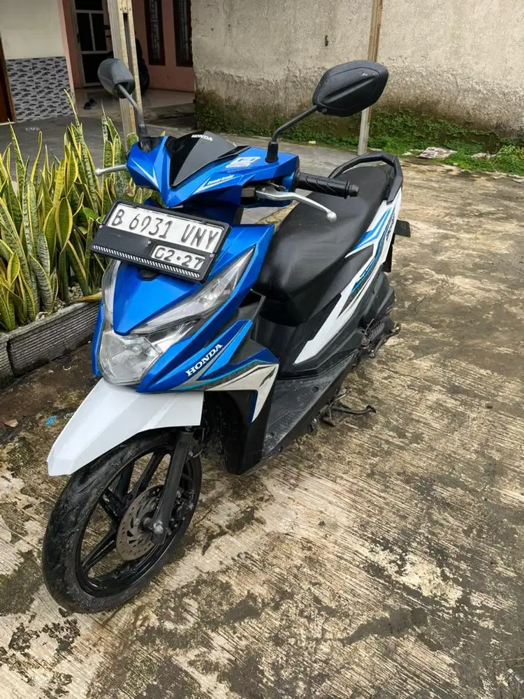 Beat Eco Cbs Iss Biru Putih Gloosy