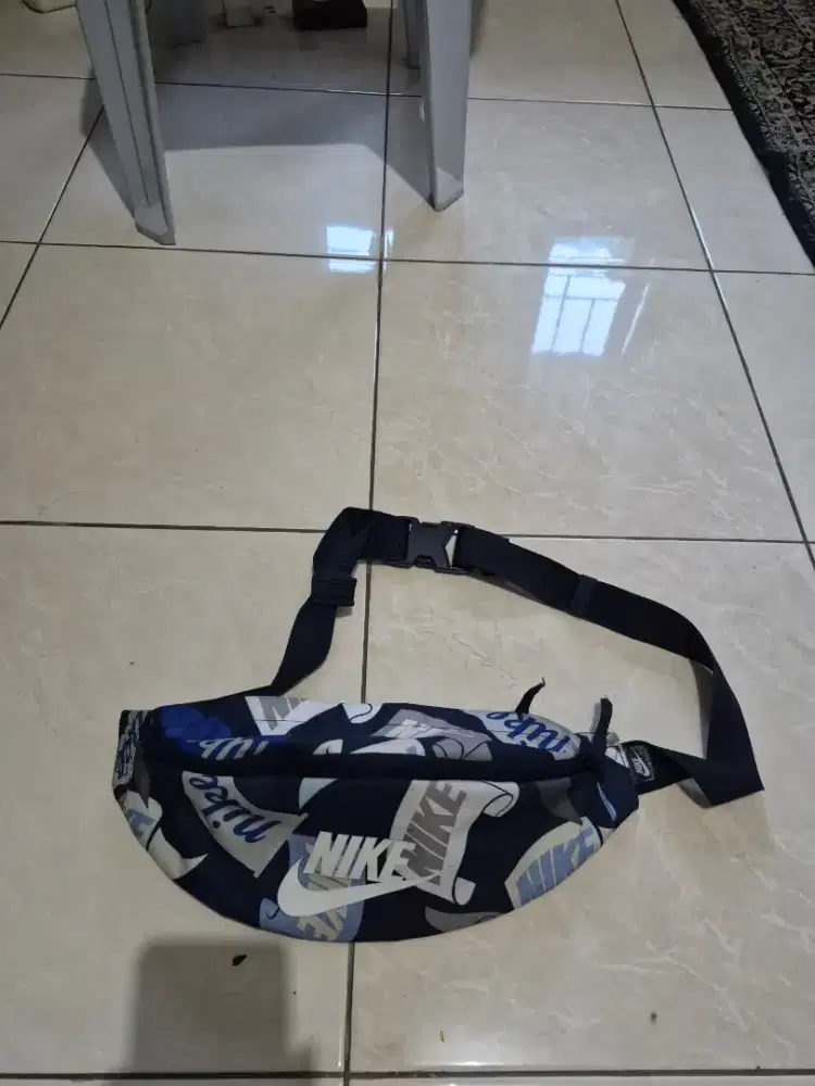 dijual tas hipbag nike