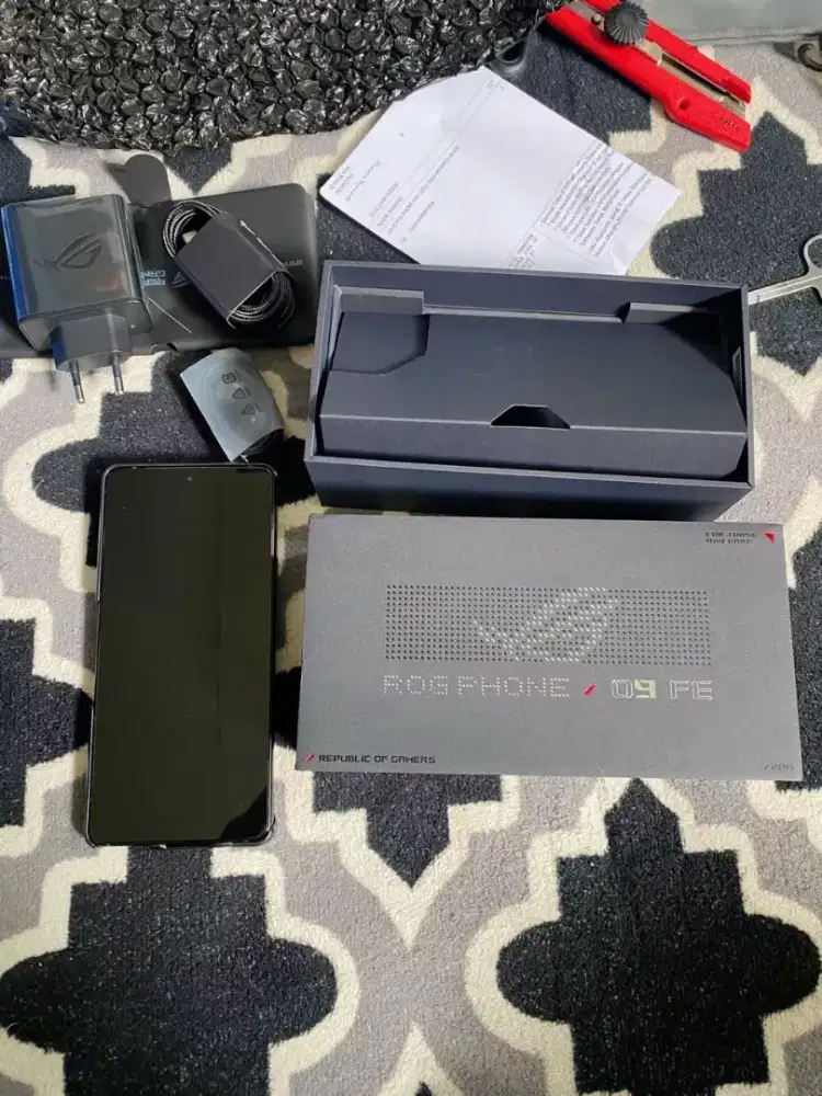 Jual Asus ROG Phone 9 FE