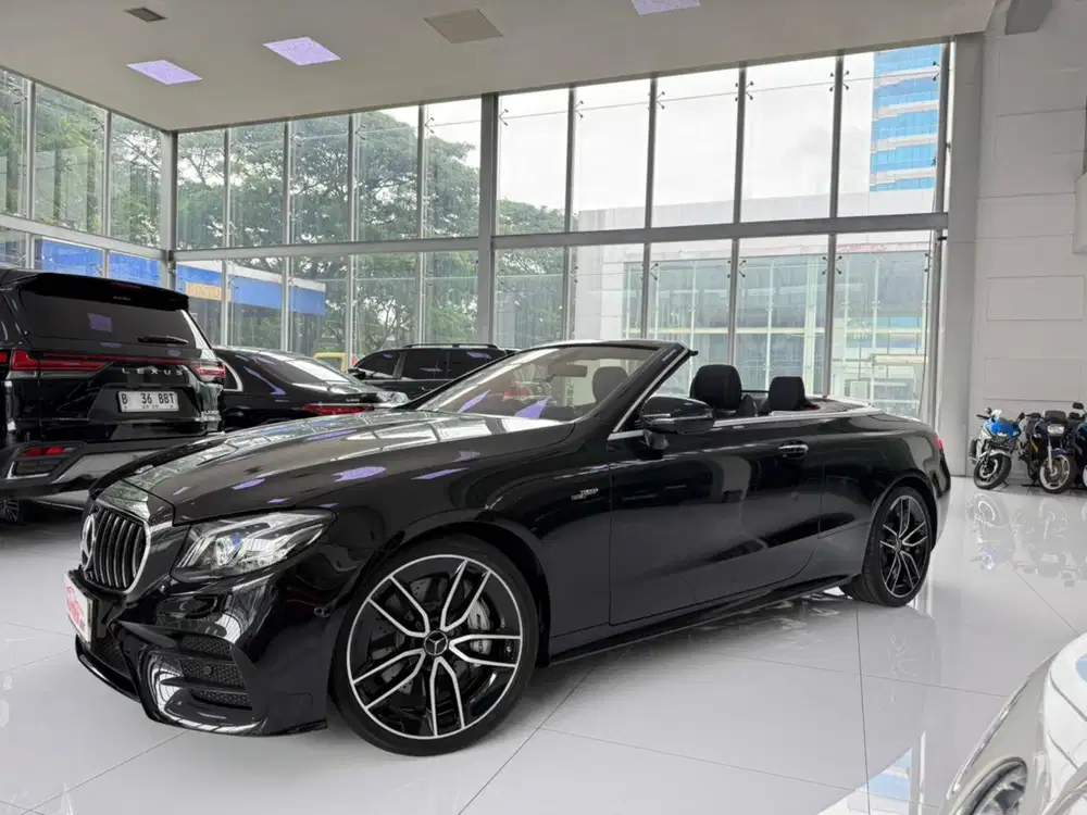 Mercedes Benz E53 Cabriolet 2020 NIK 2019 CBU Black KM 3rb Like New