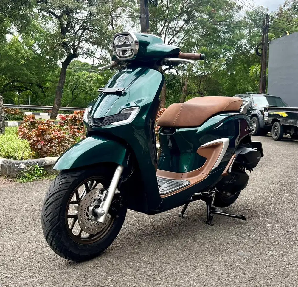 Dijual Cepat Muluss Honda STYLO ABS 160Cc Th.2024 (Pemakaian 2025)