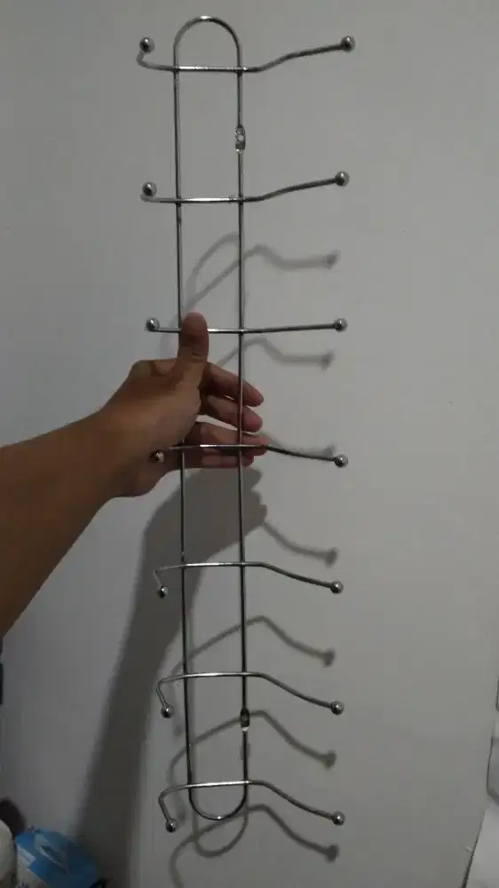 Gantungan Baju 7 capstock