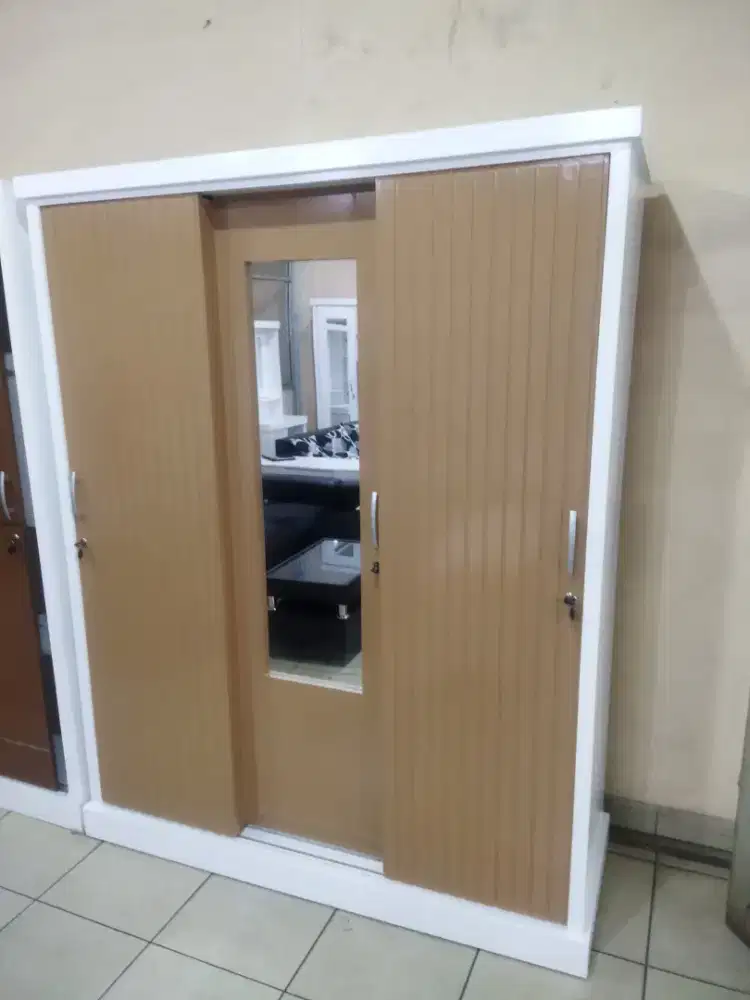 lemari sliding 3 pt teakblok