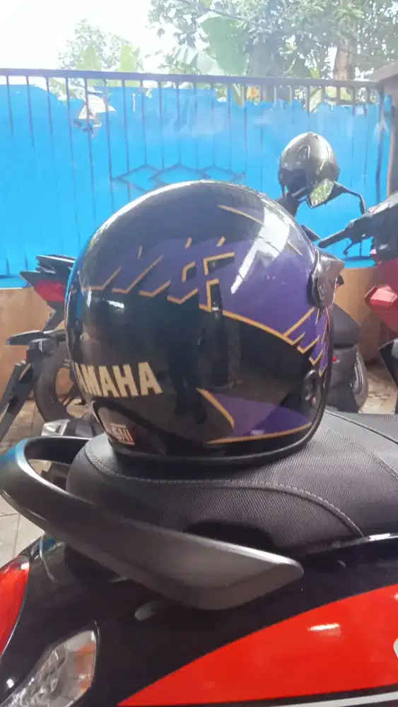 Dijual Helm jadul Yamaha RX orisinil kondisi mulus bening oke bosku