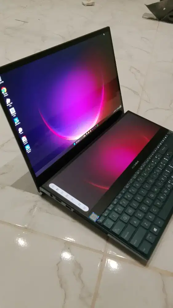 Laptop spek dewa i9 RTX 2060 32gb 1tb