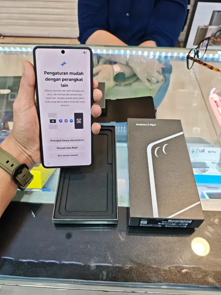 Samsung galaxy Z Flip7, cicilan bunga 0% tanpa CC