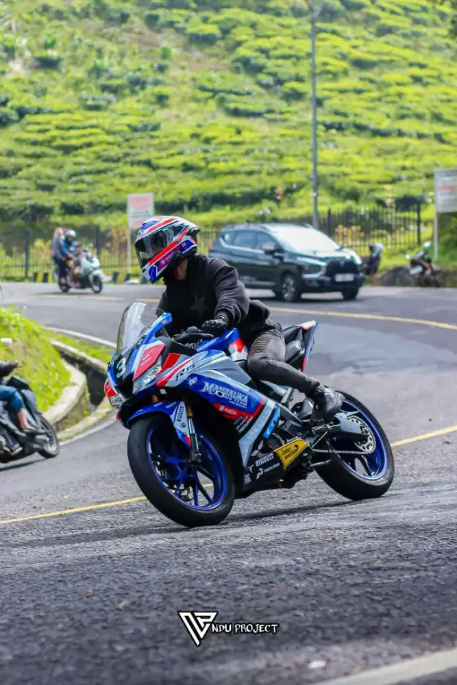 R15 V3 2019 Decal Mandalika