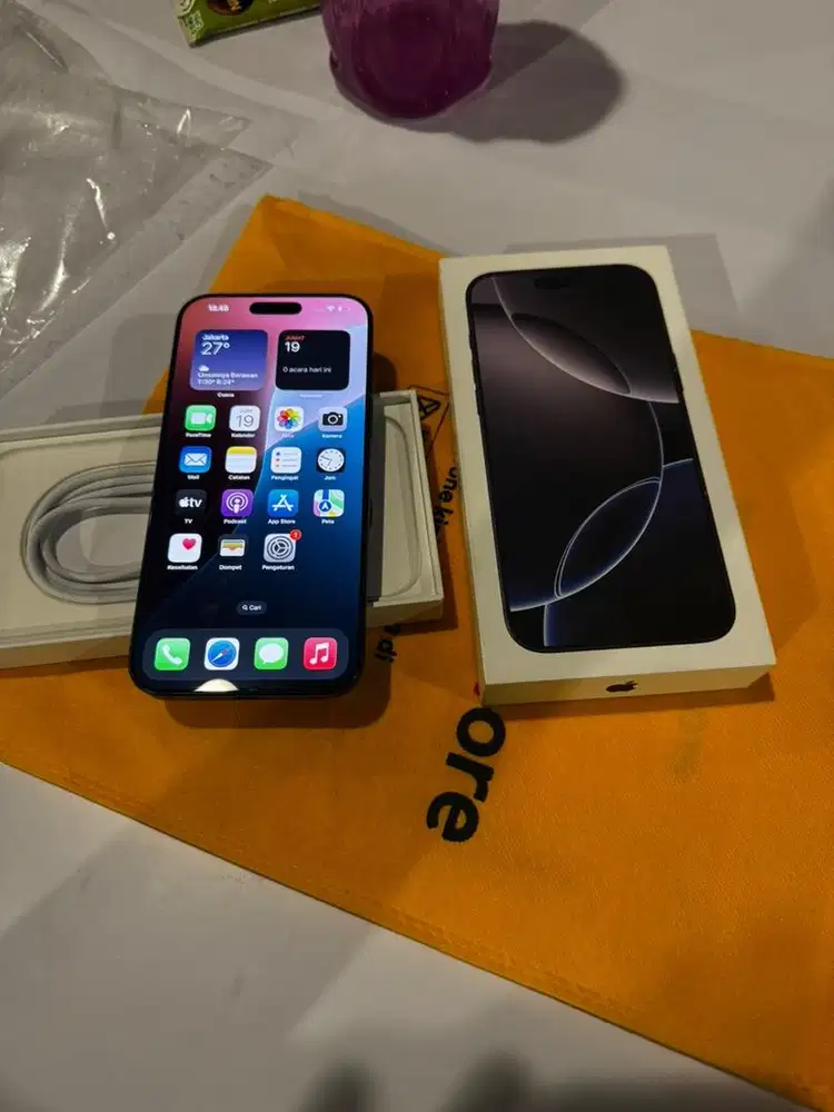 iPhone 16 Pro Max 256 - Black Titanium