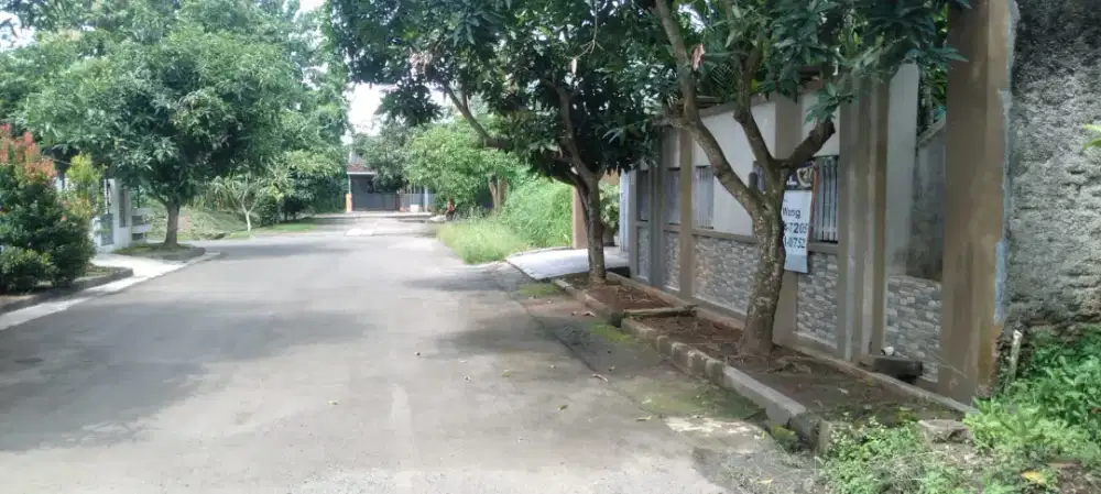 Rumah mewah 2 Lantai Di Graha asri