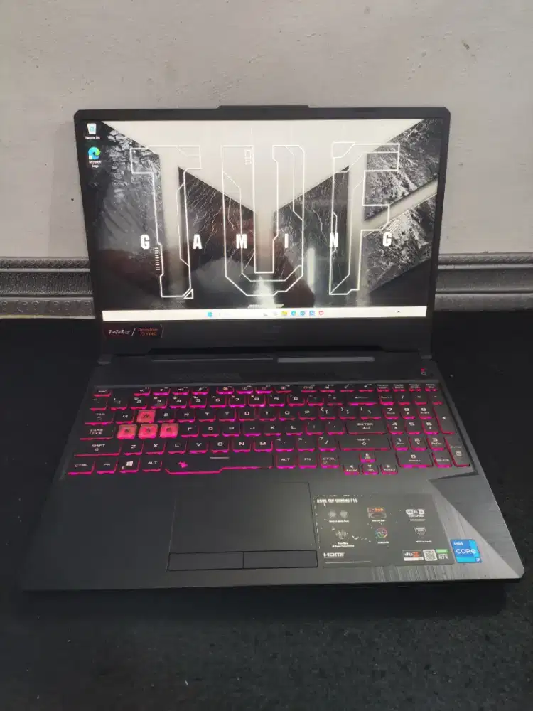 Asus TUF  FX506LH core i7 11600H RTX 3050 Ram 8GB Ssd 512GB