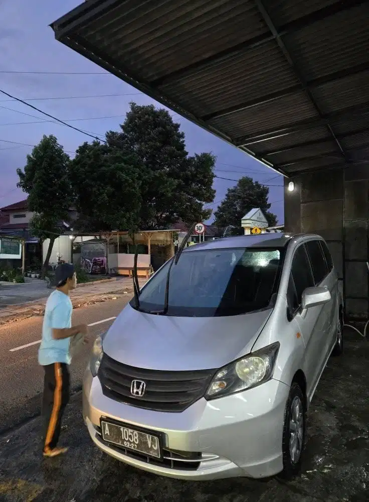 Honda Freed S 2012 Automatic