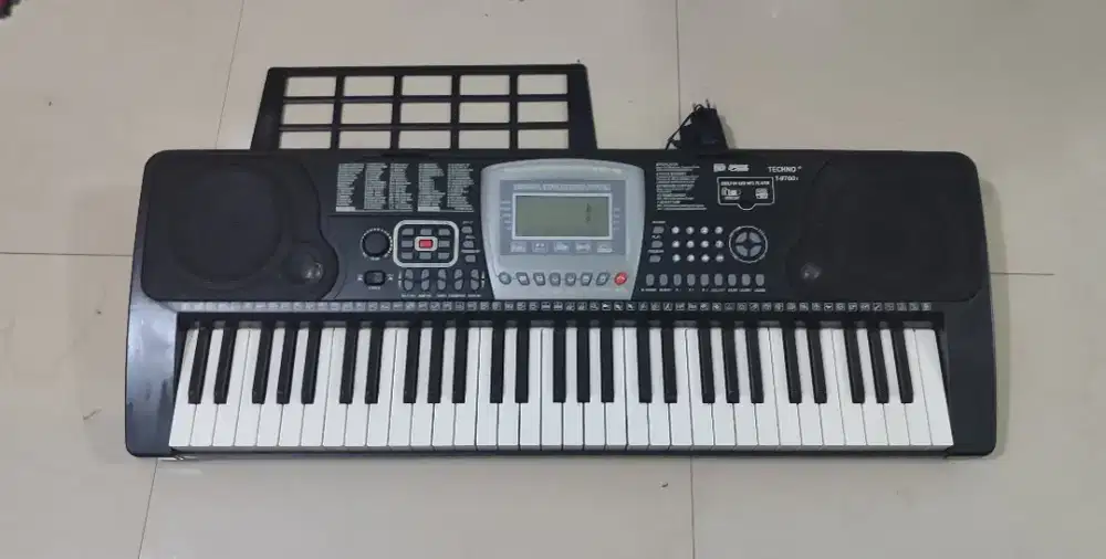 Keyboard Techno T-9700i, bisa dangdutan