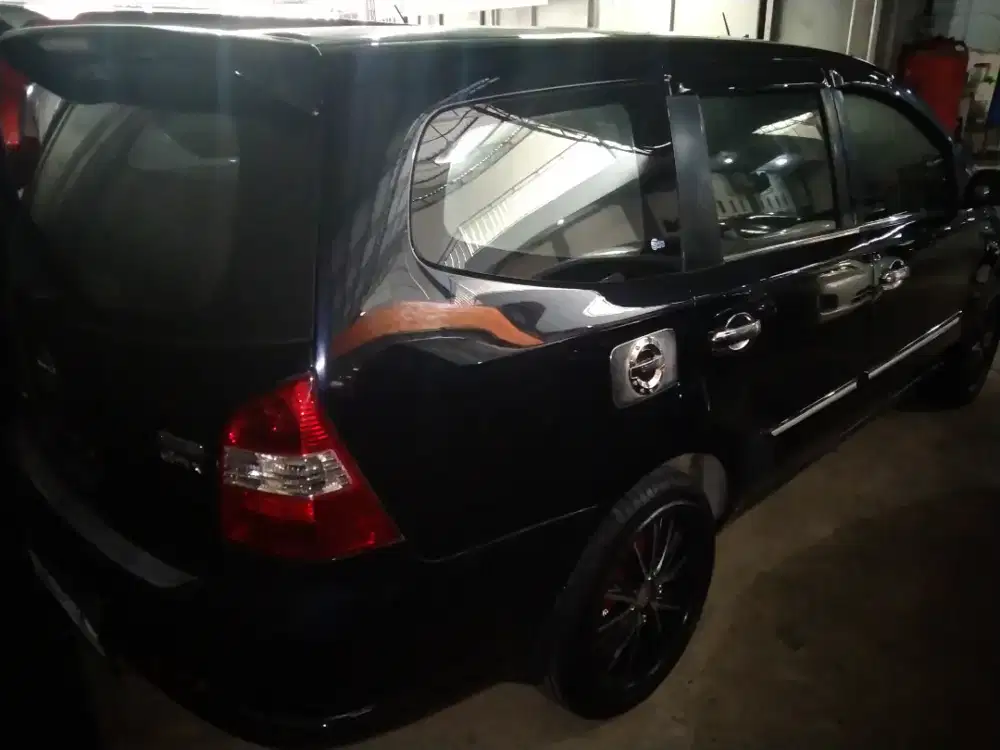 Grand Livina XV thn 2010 matic