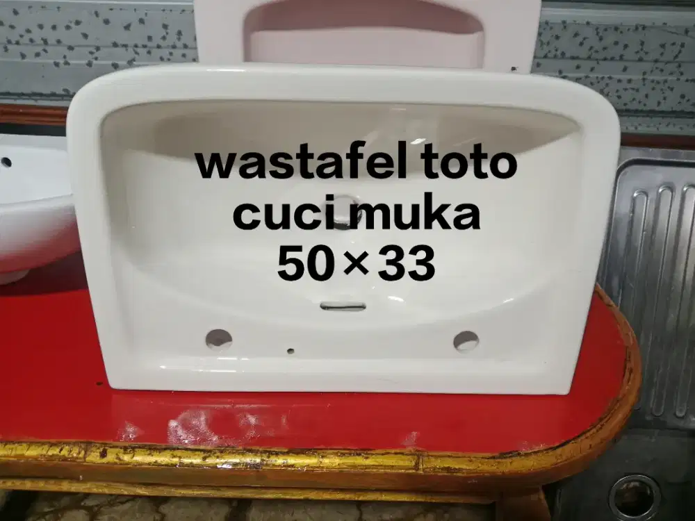 Wastafel toto 50×33 bekas
