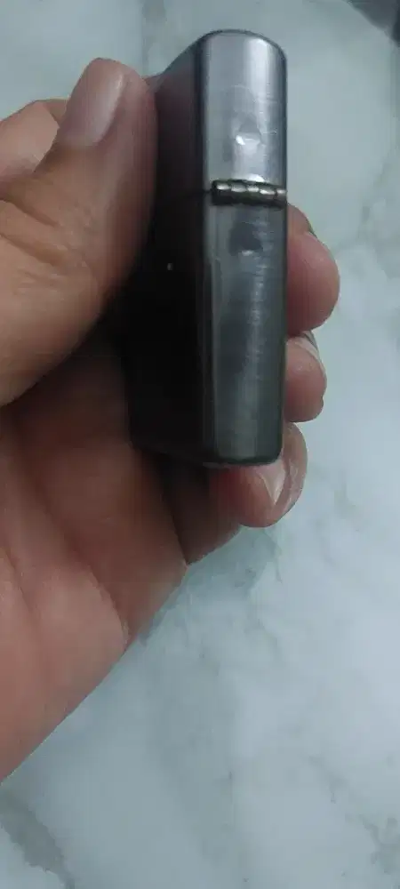 Korek zippo barang masih bagus