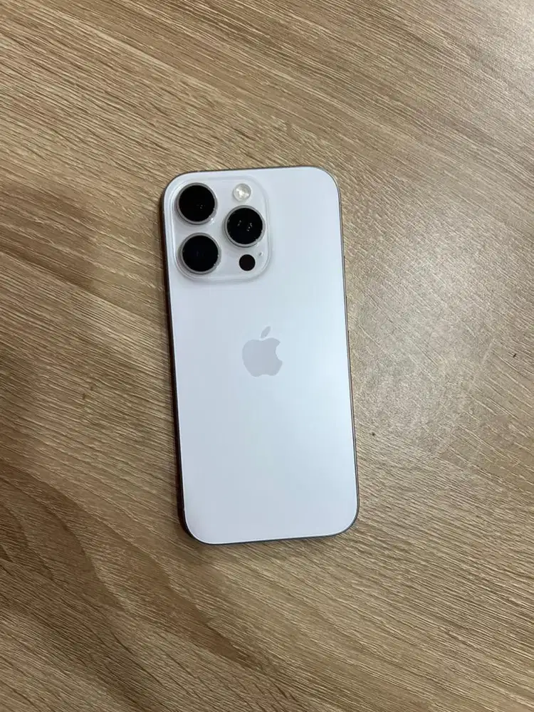 16 pro 128 white ibox