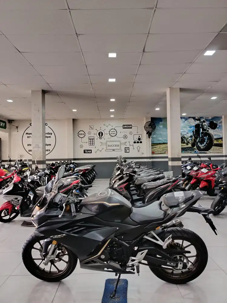 CBR 150 ABS TAHUN 2023(PUTRA TUNGGAL MOTOR)