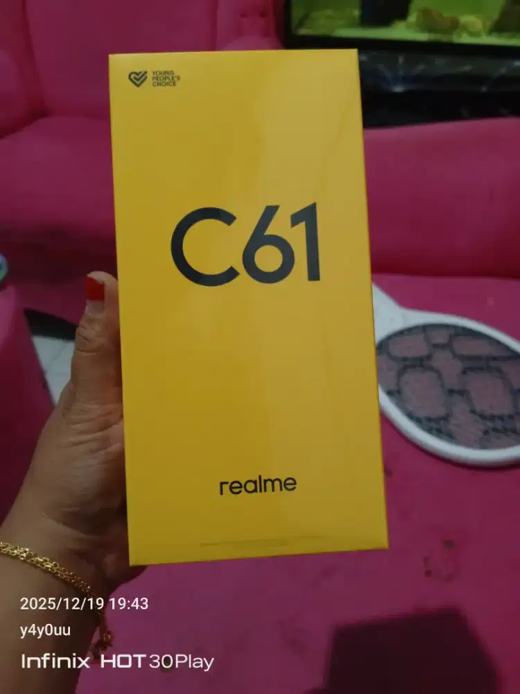 Realme c61 ram 8/128 kondisi baru belum buka segel