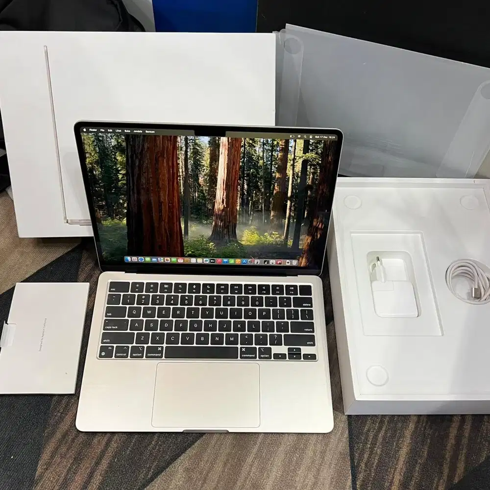 macbook air m2 16 / 256gb ibox 1 minggu pakai fullset original cc5x