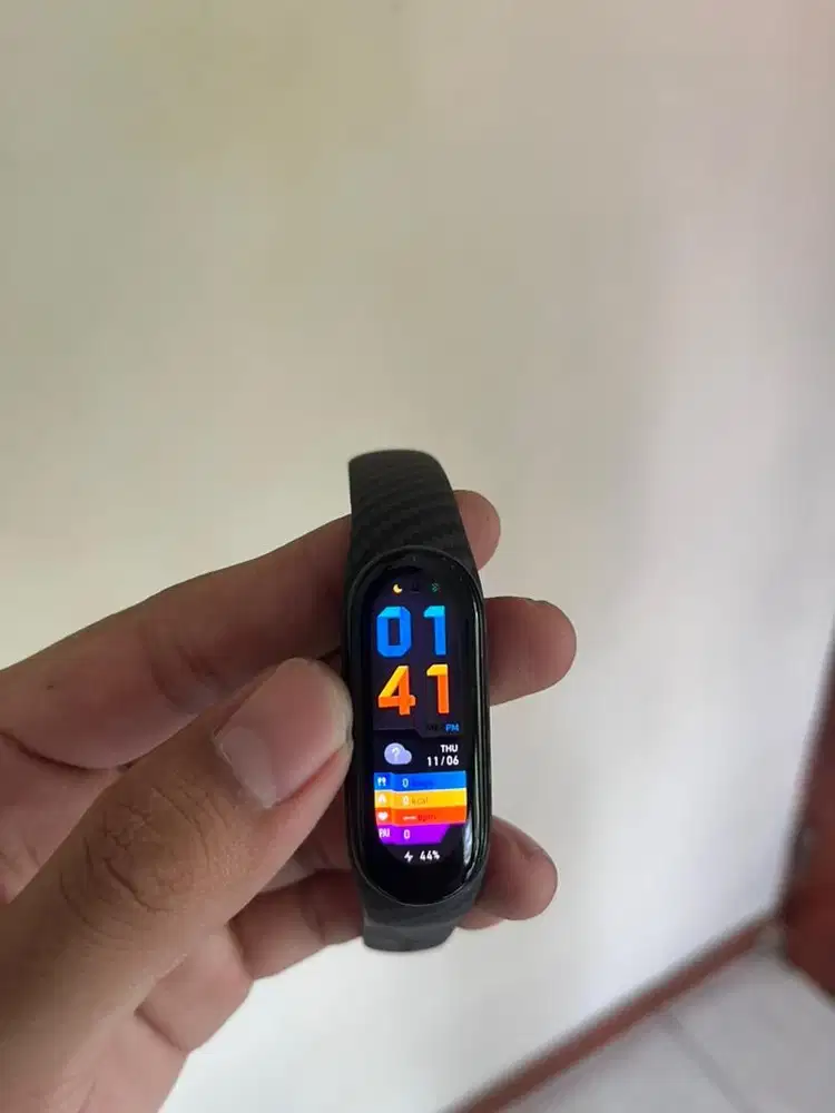Mi Smart Band 6 NFC (Wearable)