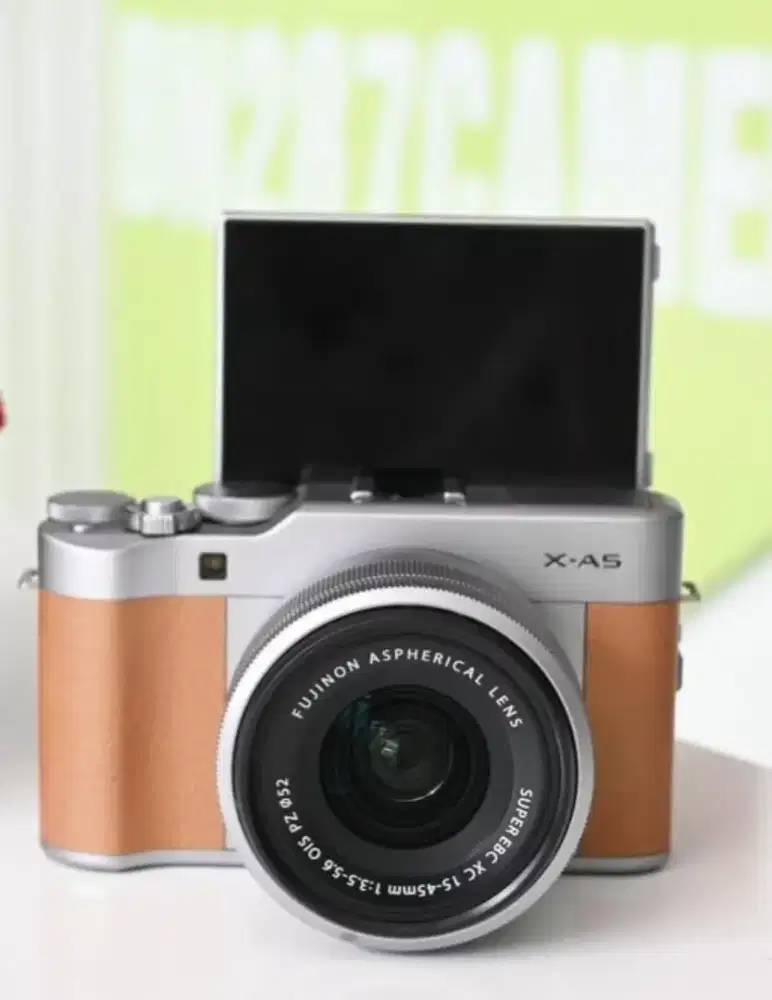 FUJIFILM X-A5 ( dicari untuk dibeli