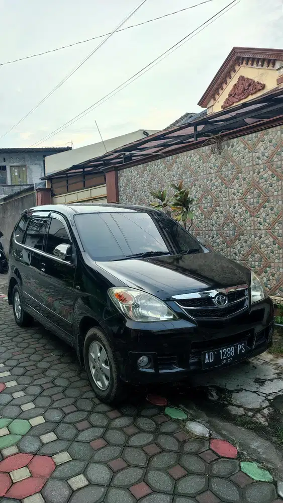 Toyota Avanza 2011 Bensin