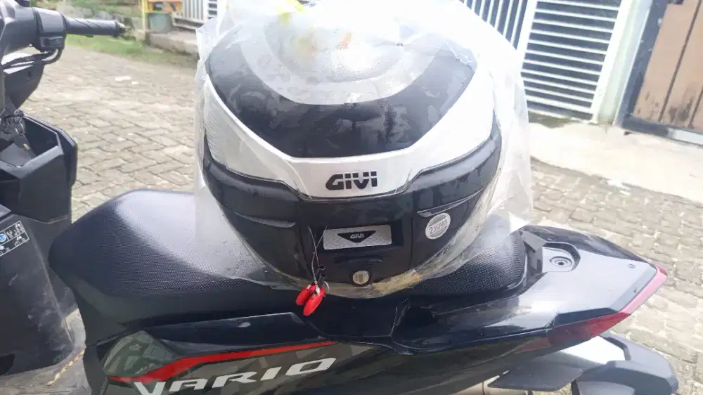 BOX Touring GiVi