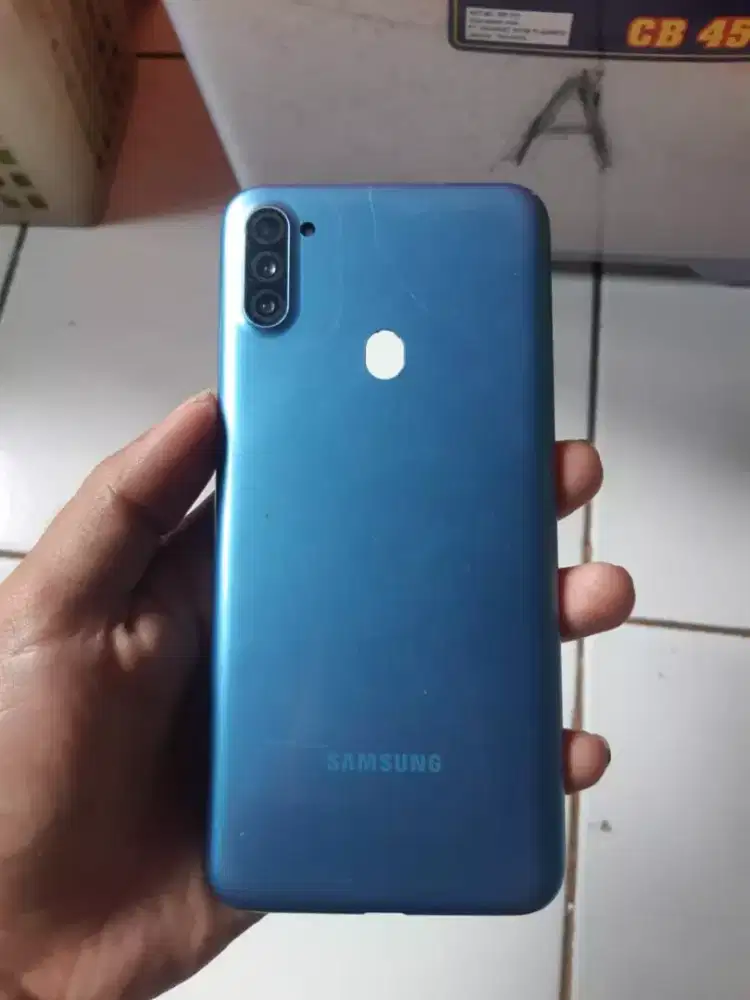Jual samsung A11 minus