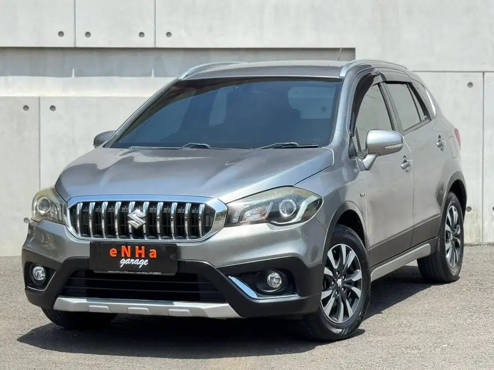 Dp 17 JT.. Suzuki S-Cross 1.5 Matic 2018.. eNHa garage Semarang..