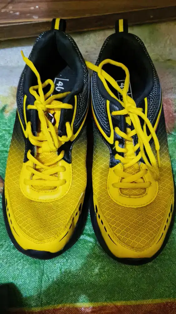SEPATU SPORT POLRI SECOND ORI MASIH MULUS