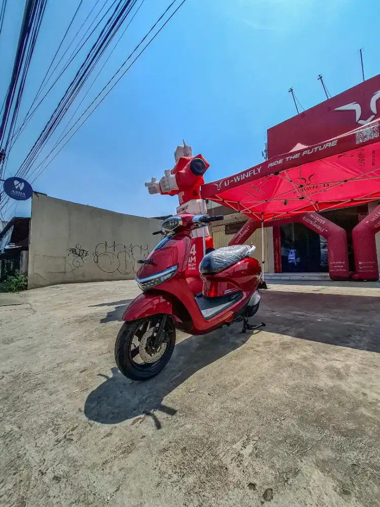 Uwinfly T90 Merah kenceng kuat ditanjakan jalan jalan bareng pasangan