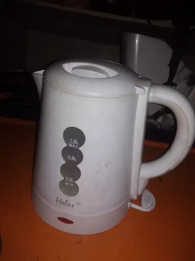 Ketel heles / teko listrik hl 6318 original