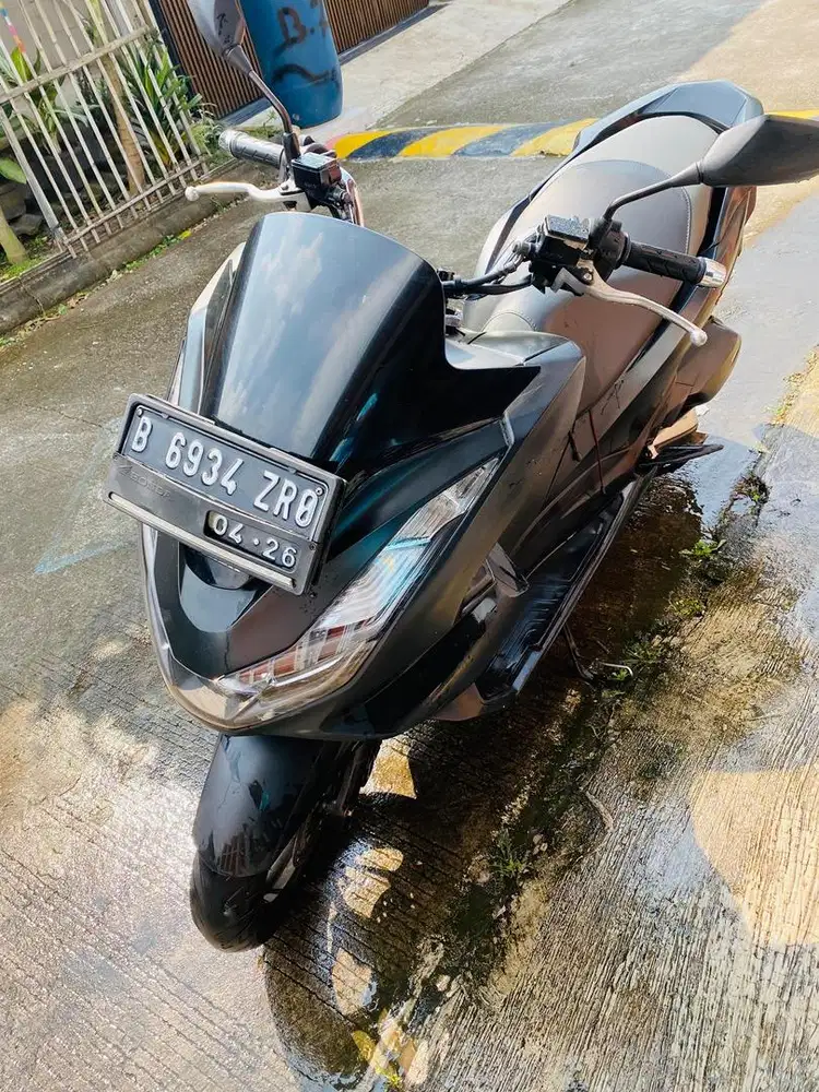 Honda PCX 2021.