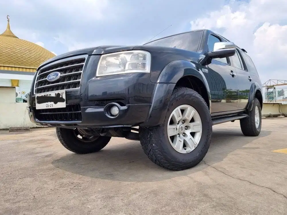 Ford Everest TDCI Diesel Matic type XLT th 2007,,orisinilan gan!!